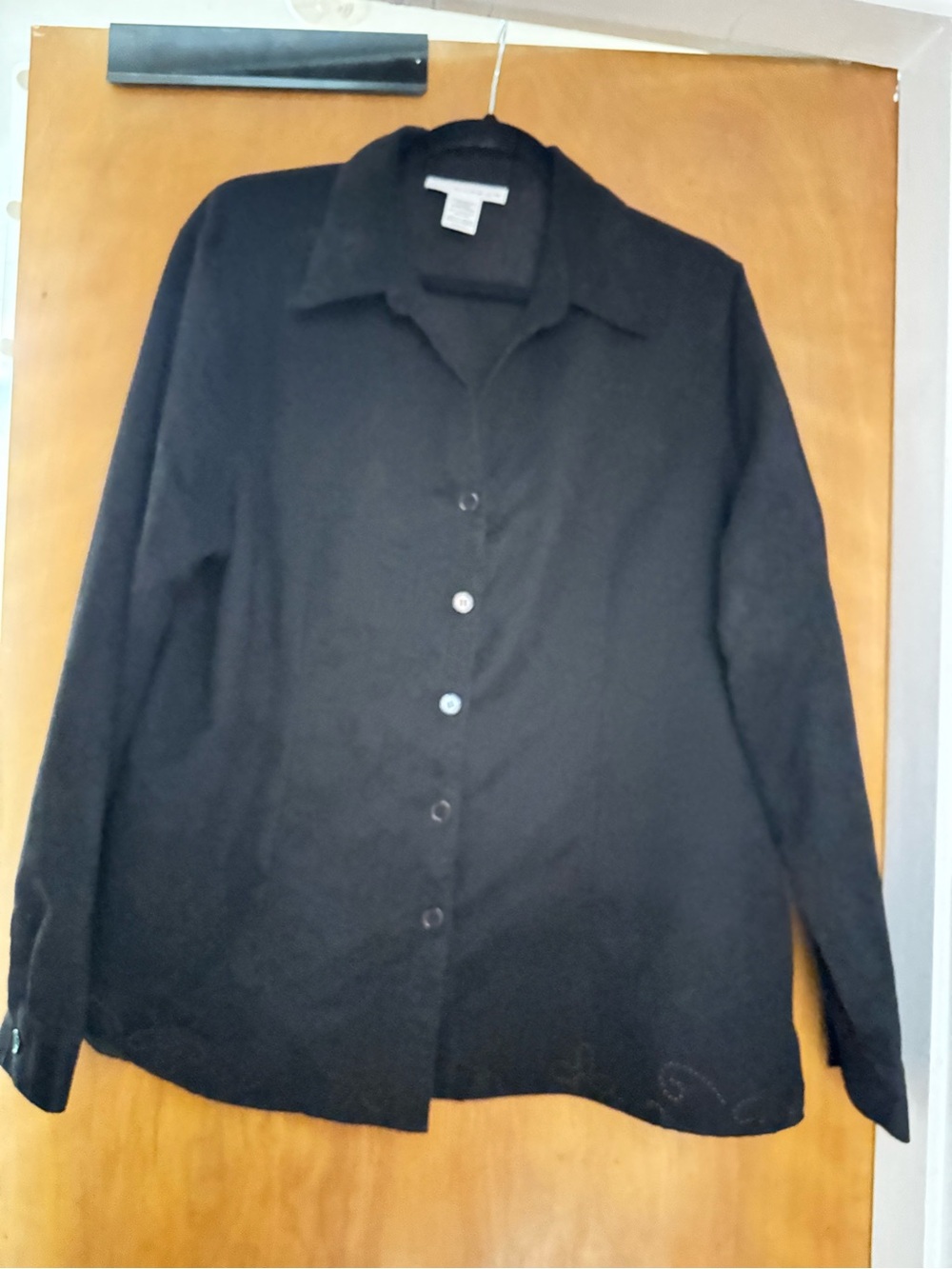 Sag Harbor Black Button-Front Women’s Shirt